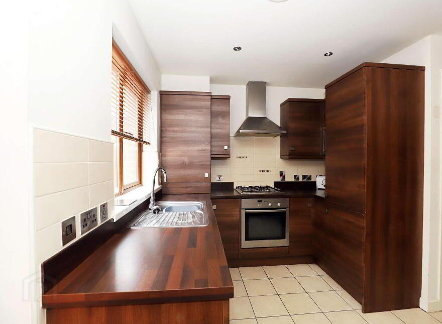 8 Hyndford Street, Belfast, BT5 5EN