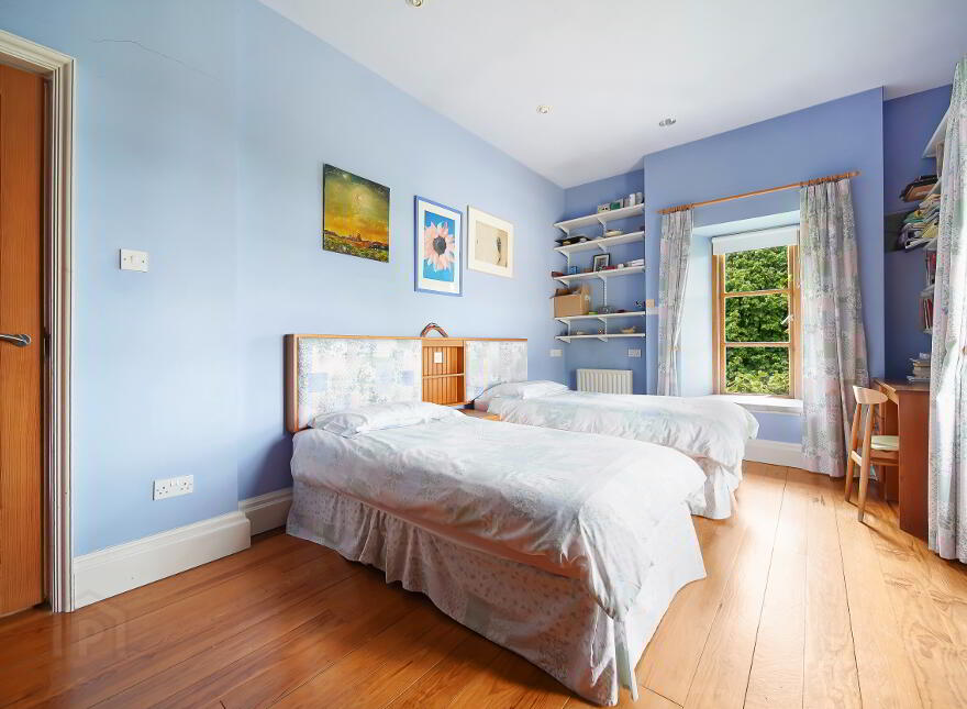 8 Ballynahatty Road, Omagh, BT78 1PN
