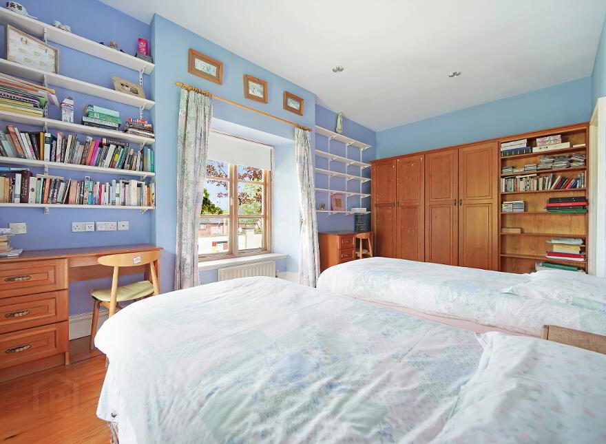8 Ballynahatty Road, Omagh, BT78 1PN