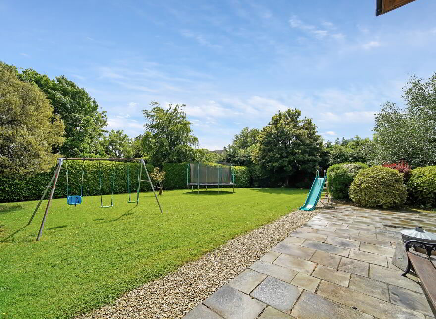 8 Ballynahatty Road, Omagh, BT78 1PN