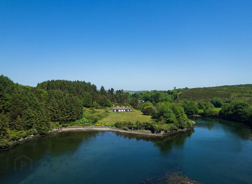 Kilcoe, Aughadown, Skibbereen, P81P440
