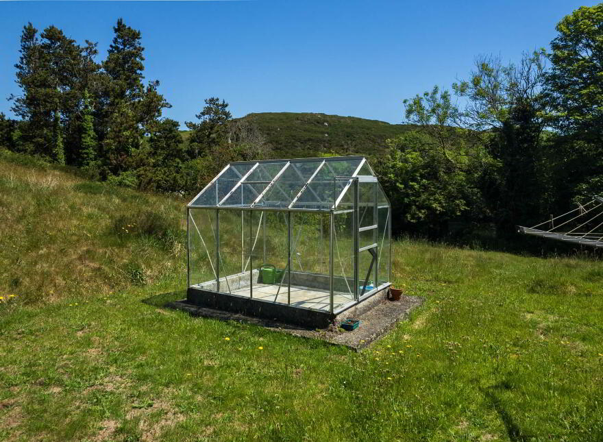 Kilcoe, Aughadown, Skibbereen, P81P440