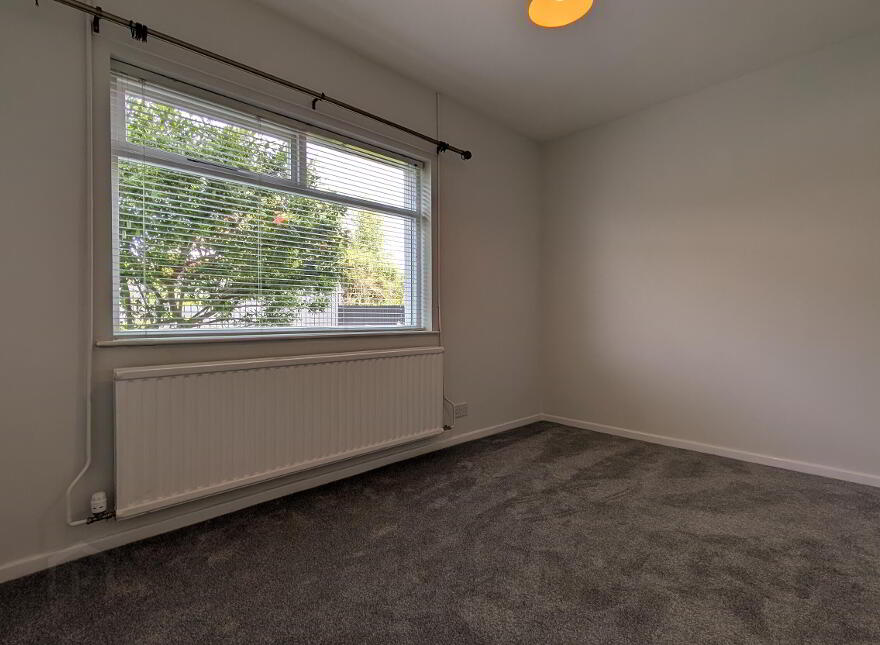 3 Queensway, Carryduff, Belfast, BT8 8NX