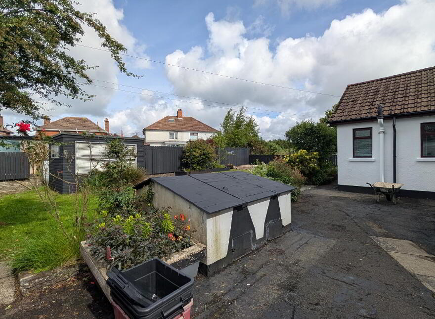 3 Queensway, Carryduff, Belfast, BT8 8NX