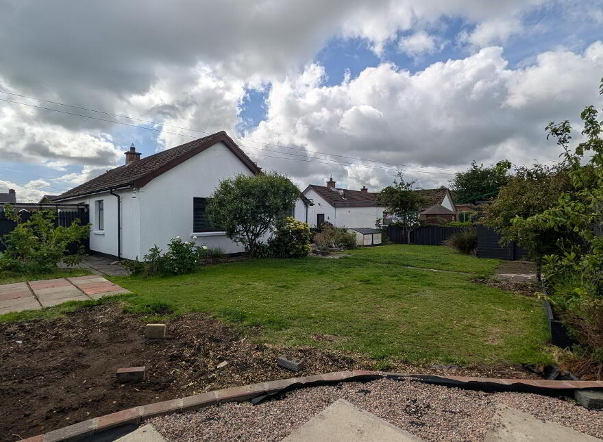 3 Queensway, Carryduff, Belfast, BT8 8NX