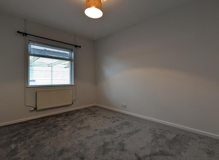 3 Queensway, Carryduff, Belfast, BT8 8NX
