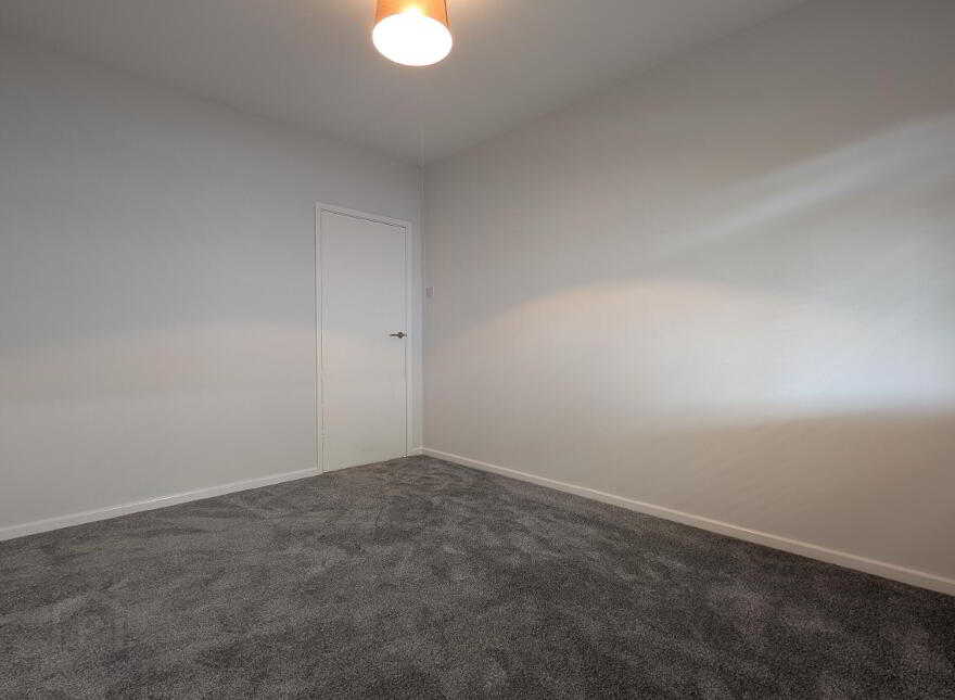 3 Queensway, Carryduff, Belfast, BT8 8NX