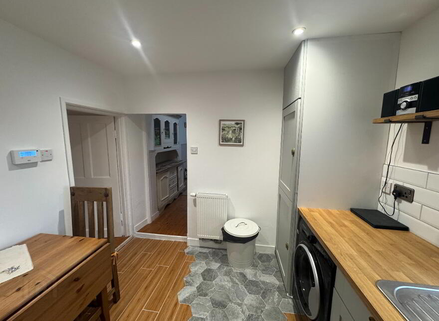 Upper Arlands, Burtonport, F94N9CN