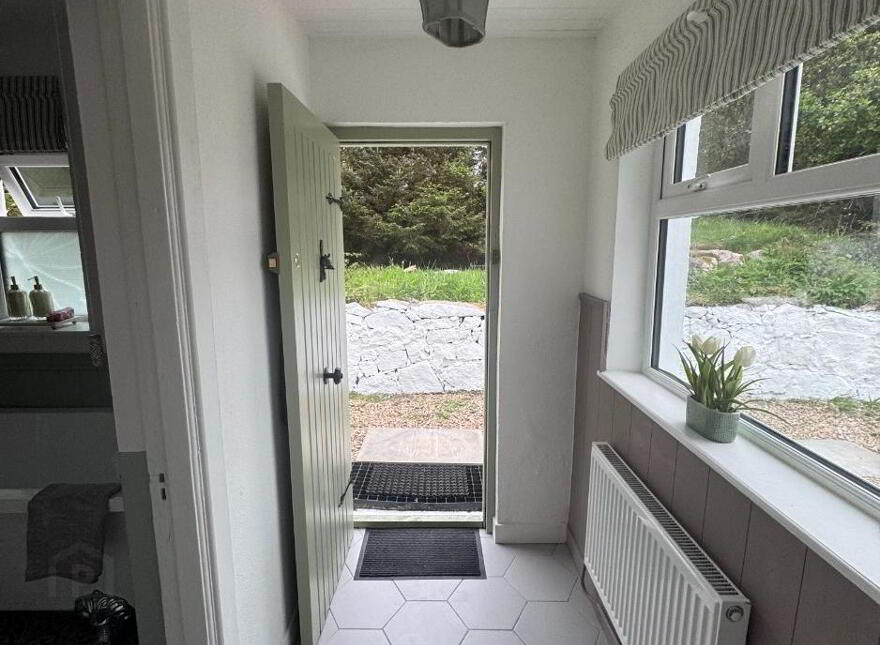 Upper Arlands, Burtonport, F94N9CN