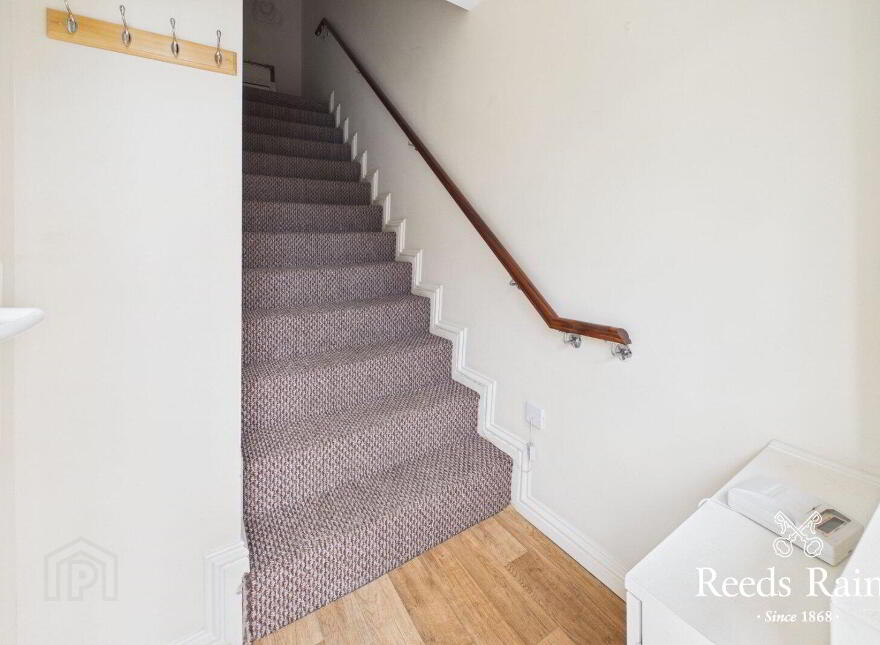 32 Glenmount Road, Newtownabbey, BT36 7QJ