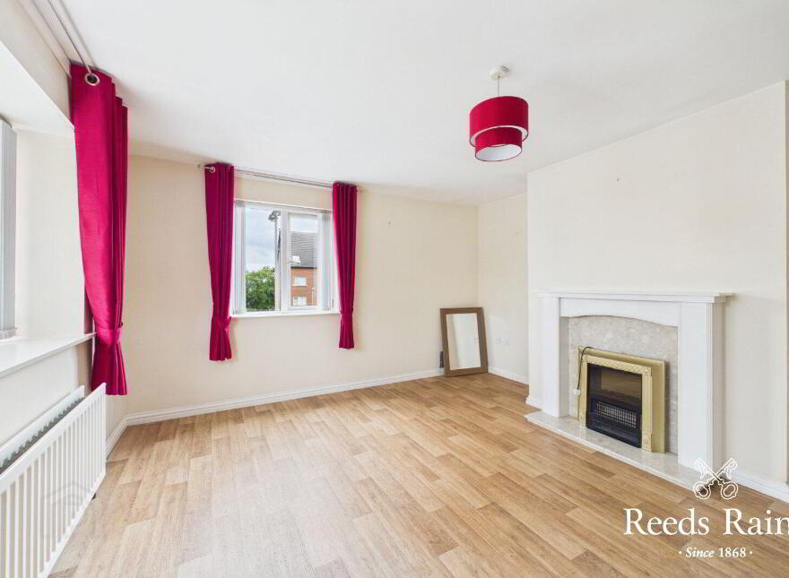 32 Glenmount Road, Newtownabbey, BT36 7QJ