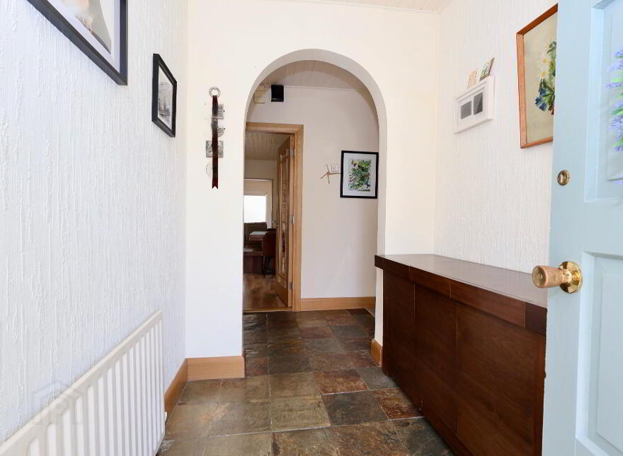 Síocháin, The Bullet Road, Ballykeeran, N37F244