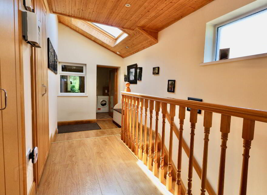 Síocháin, The Bullet Road, Ballykeeran, N37F244