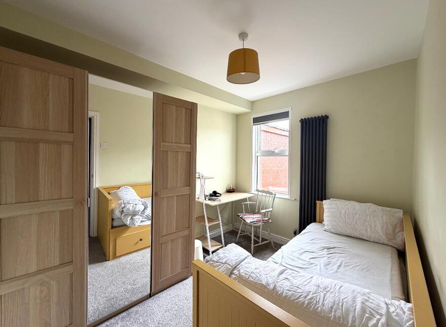 10 Lomond Street, Belfast, BT4 3AN