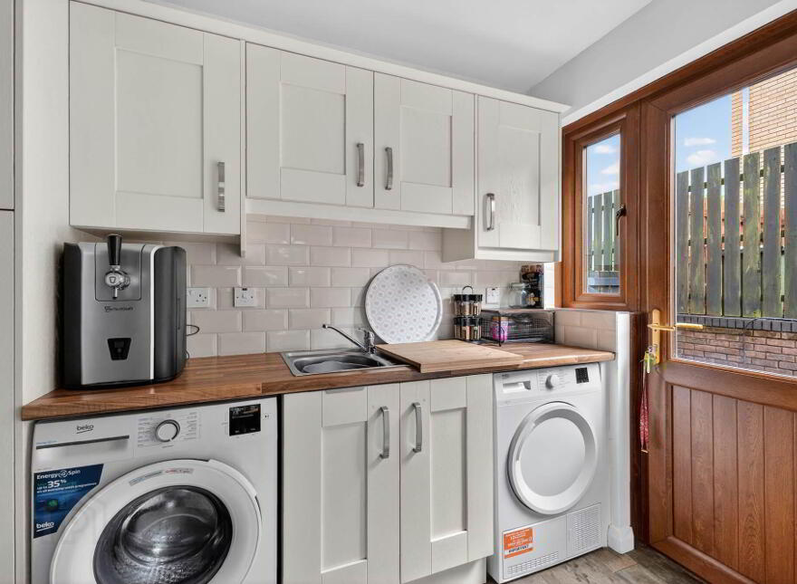 7 Laurel Wood, Ballinderry Lower, Lisburn, BT28 2GQ