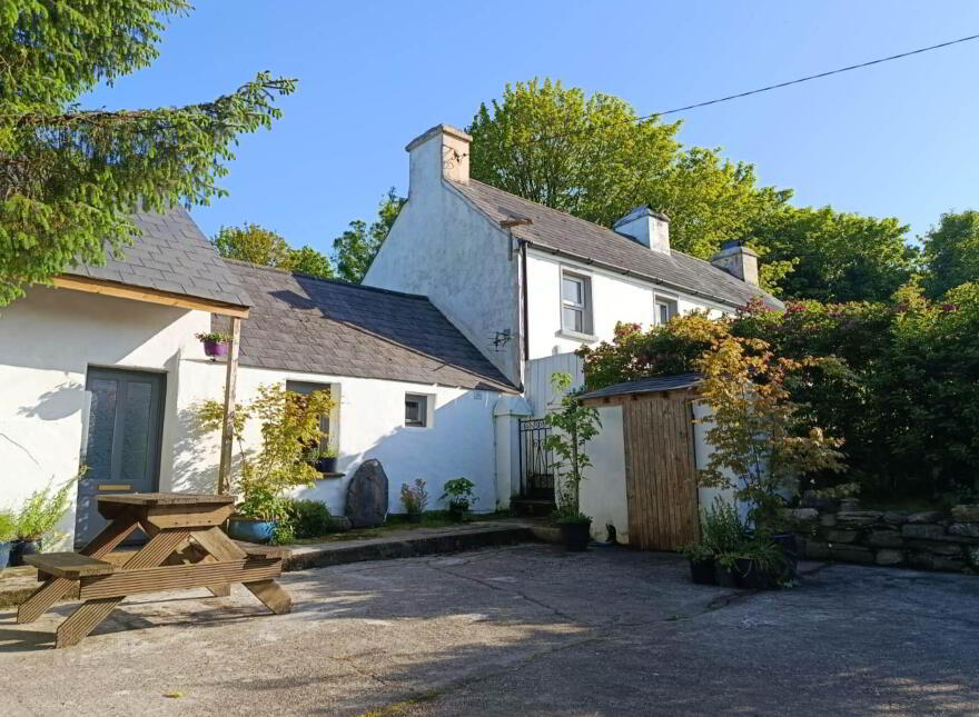 Blue Hill Farmhouse, Lettergorman, Dunmanway, P47FD26