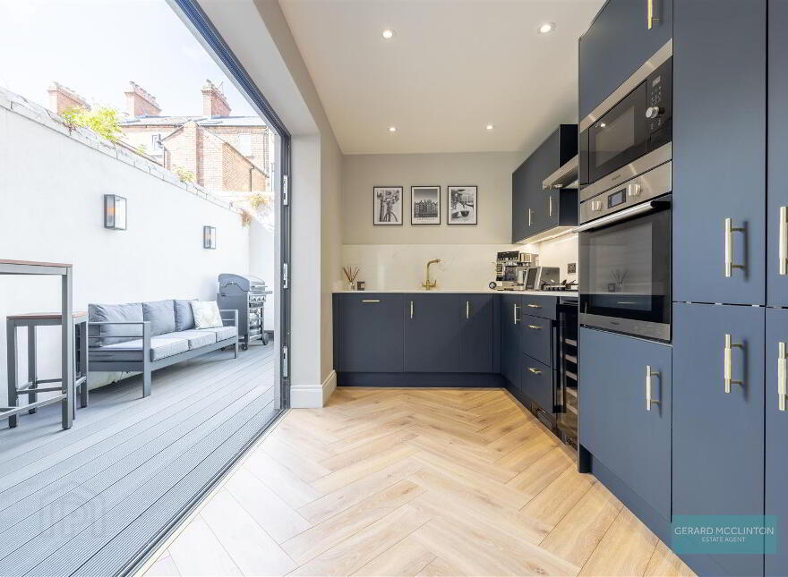 7 Madison Avenue, Cavehill Road, Belfast, BT15 5BX