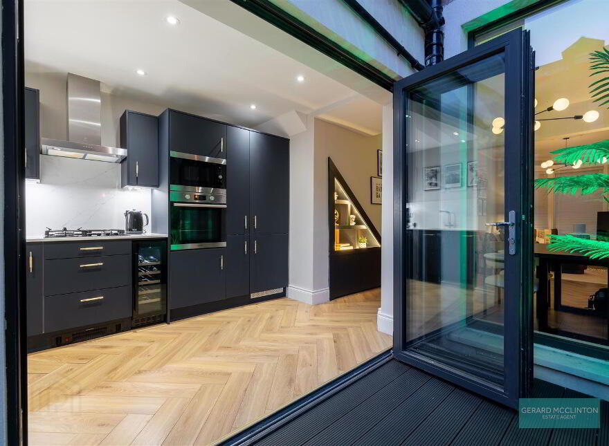 7 Madison Avenue, Cavehill Road, Belfast, BT15 5BX