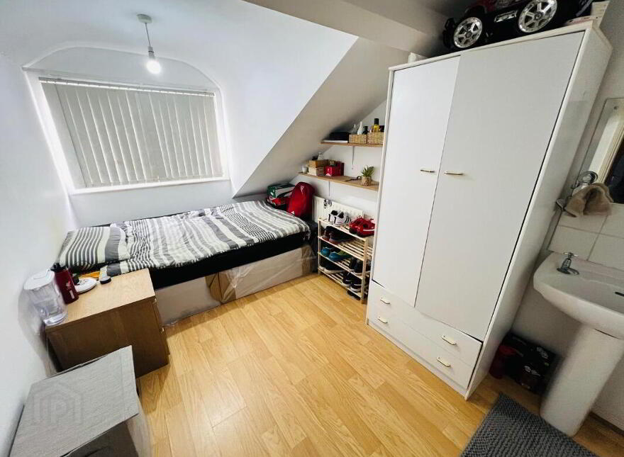 171 Dunluce Avenue, Belfast, BT9 7AX