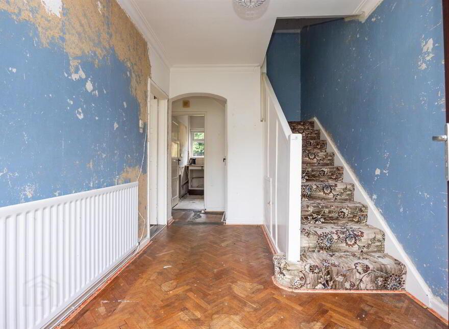 42 Gilnahirk Park, Belfast, BT5 7DY