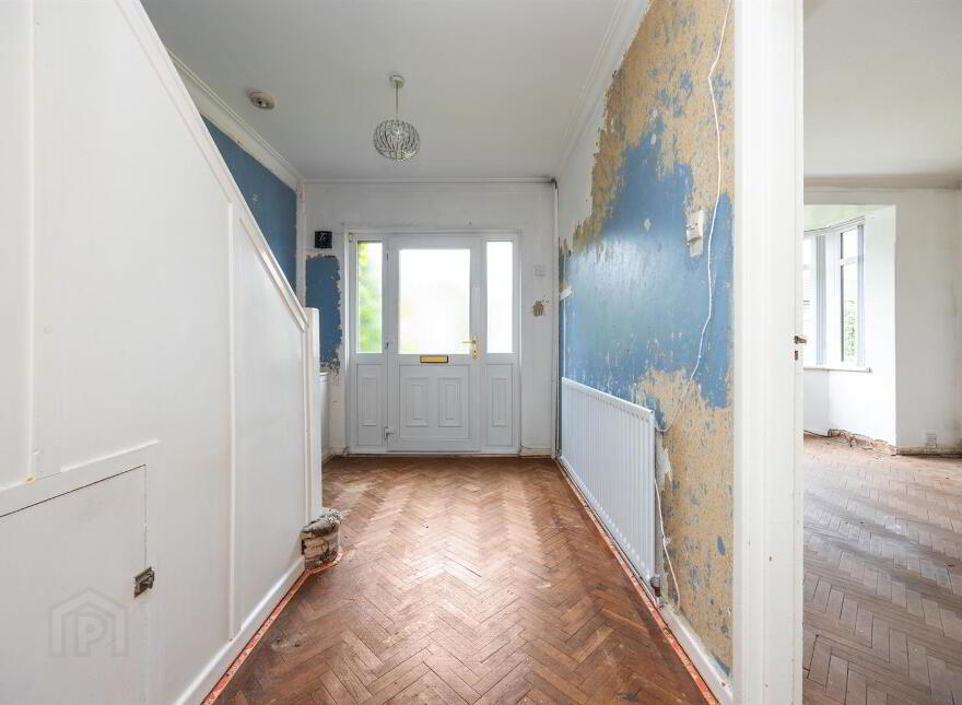 42 Gilnahirk Park, Belfast, BT5 7DY