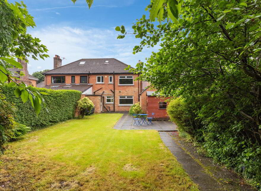 42 Gilnahirk Park, Belfast, BT5 7DY