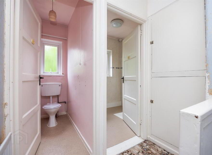 42 Gilnahirk Park, Belfast, BT5 7DY
