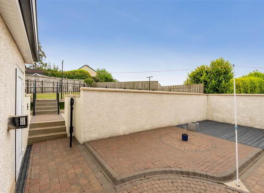 6 Grangefield, The Grange, Toomebridge, BT41 3TZ