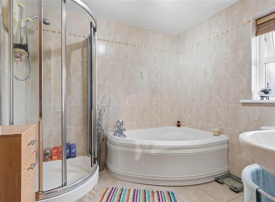 6 Grangefield, The Grange, Toomebridge, BT41 3TZ
