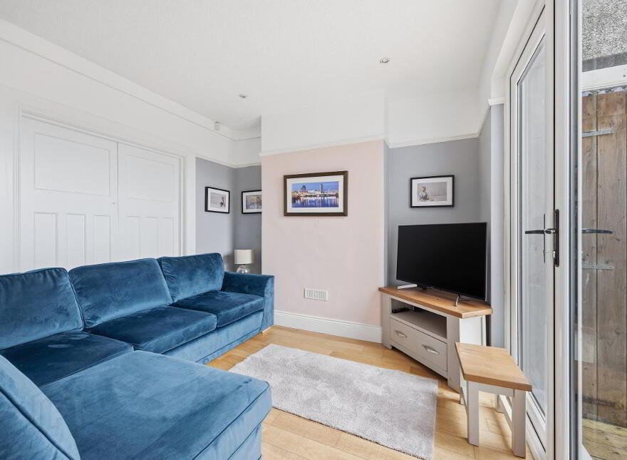 86 Galwally Park, Belfast, BT8 6AH