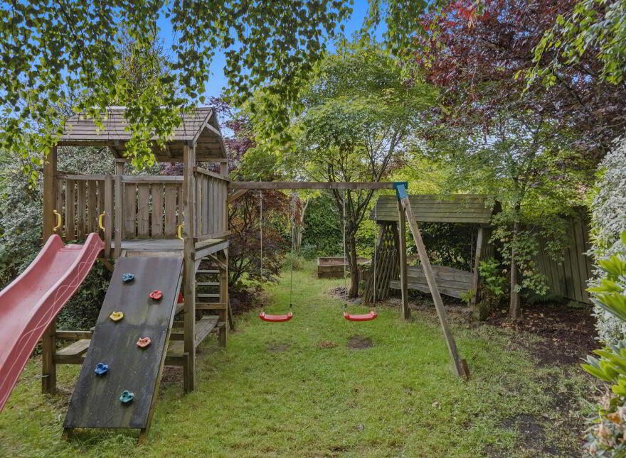 86 Galwally Park, Belfast, BT8 6AH