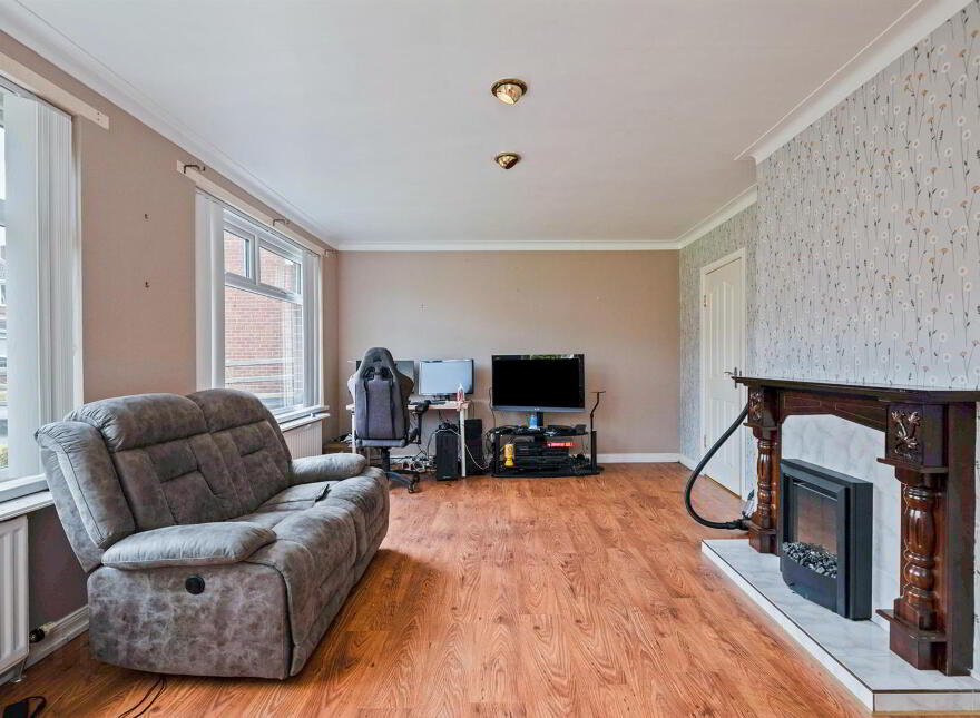67 Sandhill Gardens, Belfast, BT5 6FF