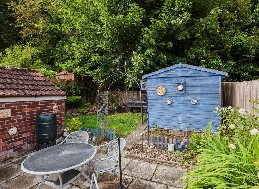 67 Sandhill Gardens, Belfast, BT5 6FF