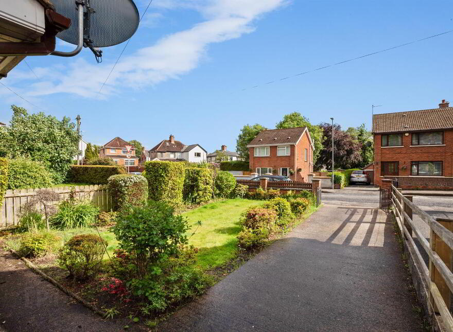 67 Sandhill Gardens, Belfast, BT5 6FF