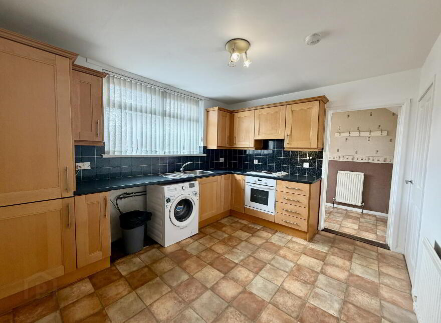 69 Portlee Walk, Antrim, BT41 1EL