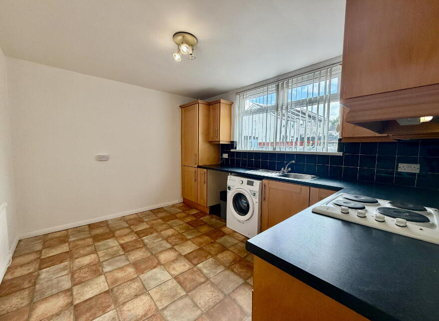 69 Portlee Walk, Antrim, BT41 1EL