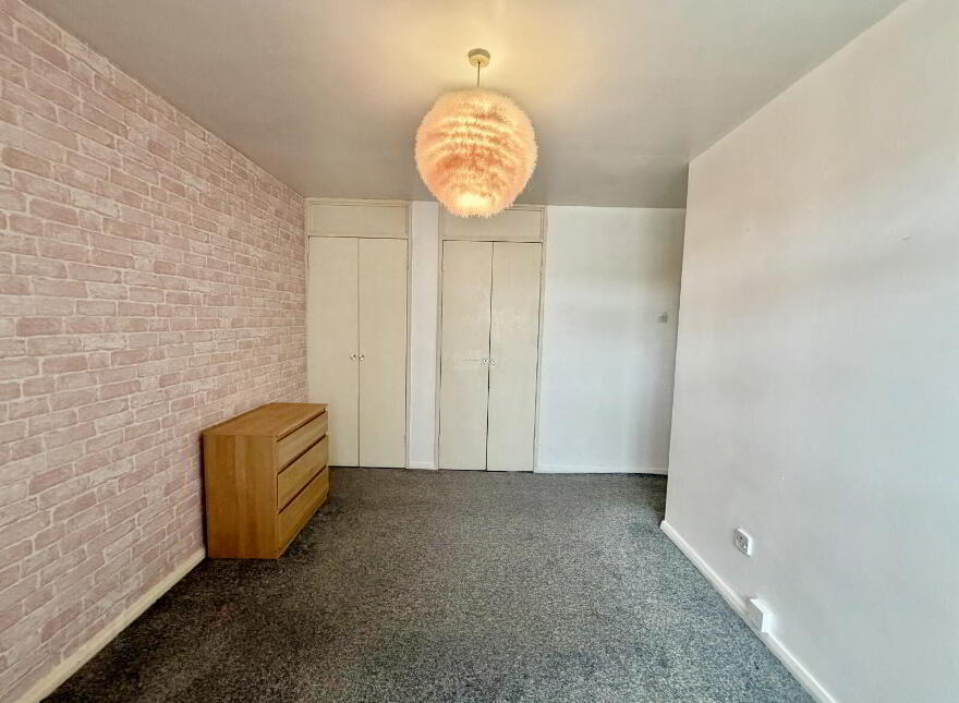 69 Portlee Walk, Antrim, BT41 1EL
