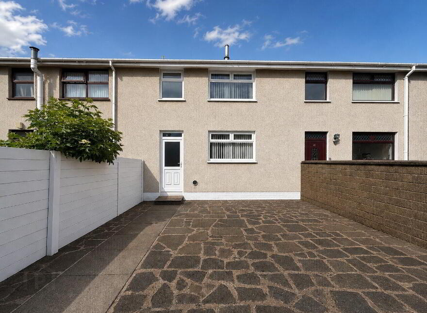 69 Portlee Walk, Antrim, BT41 1EL