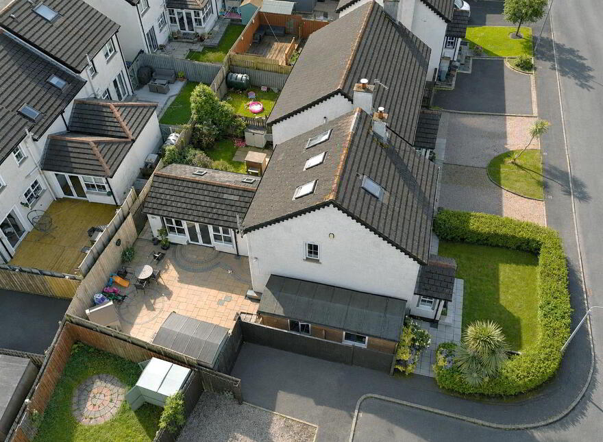 17 Cairndore Walk, Newtownards, BT23 8PE