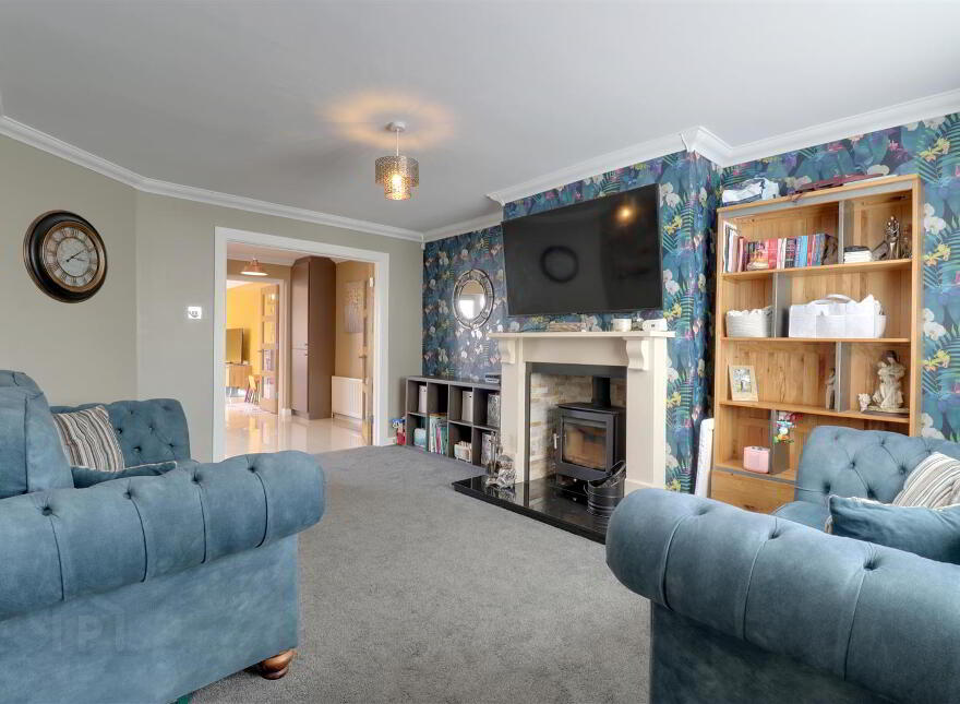 17 Cairndore Walk, Newtownards, BT23 8PE