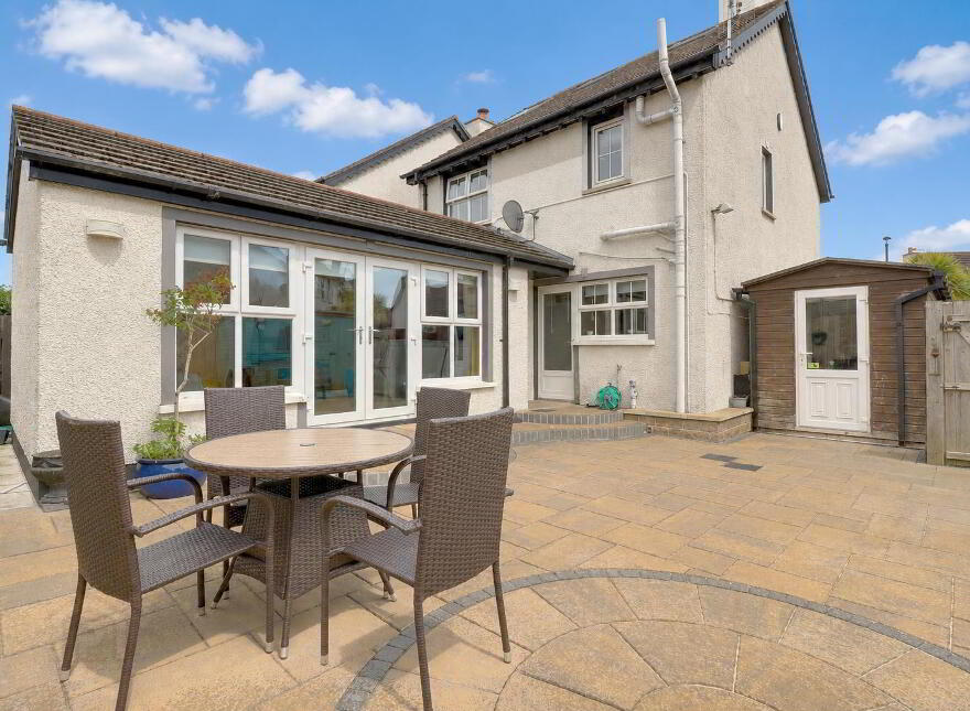 17 Cairndore Walk, Newtownards, BT23 8PE