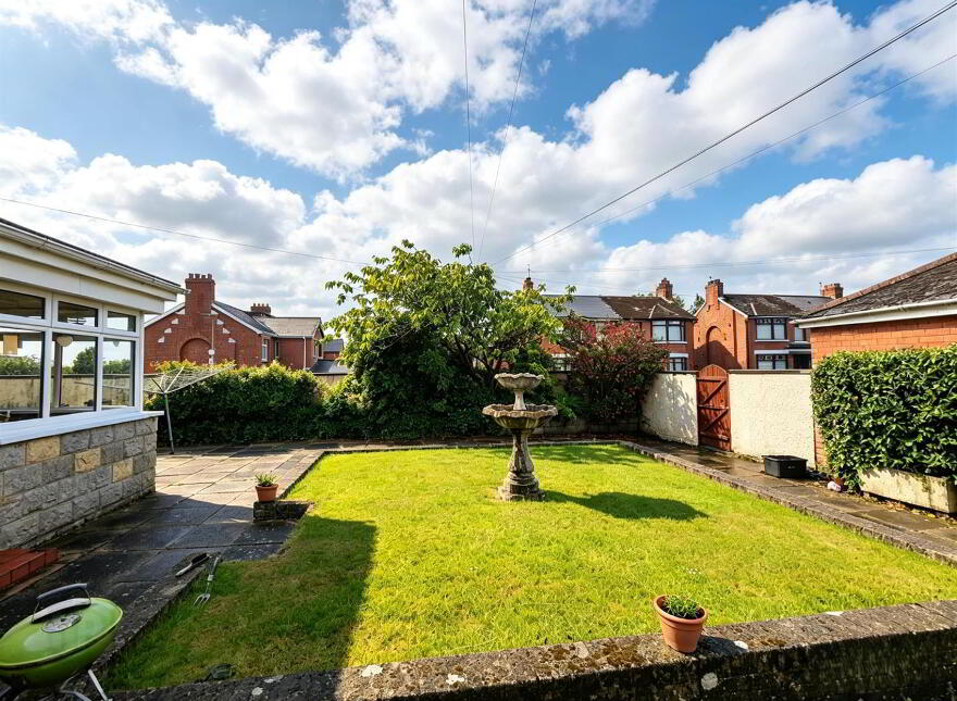 556 Crumlin Road, Belfast, BT14 7GL