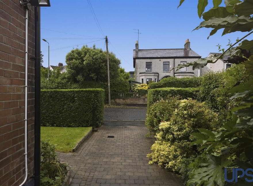 2 Merryfield Drive, Belfast, BT15 5GW