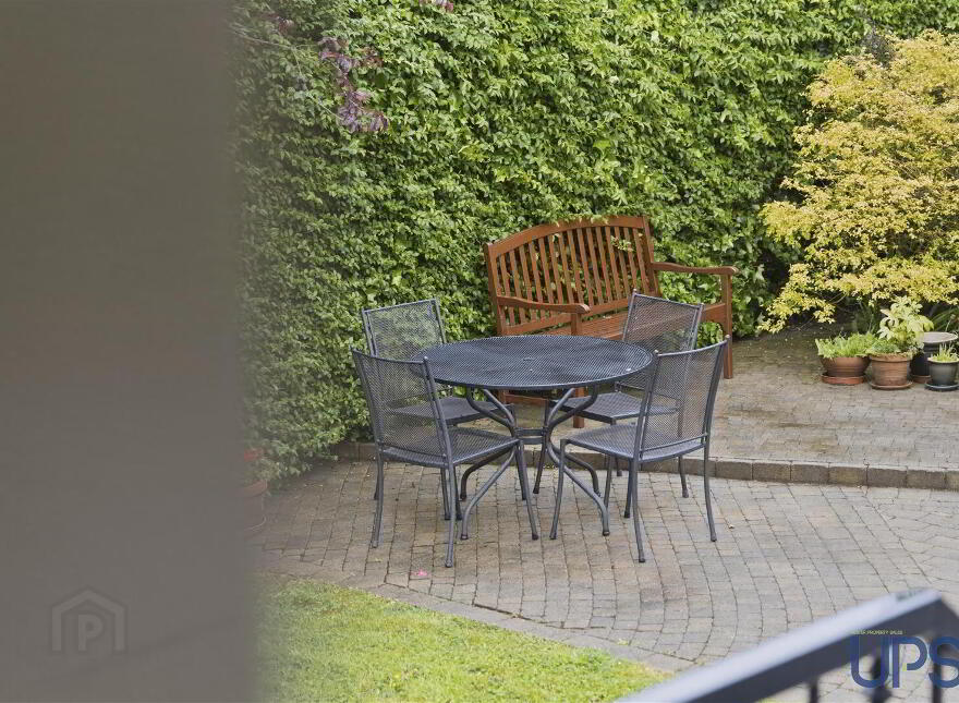 2 Merryfield Drive, Belfast, BT15 5GW