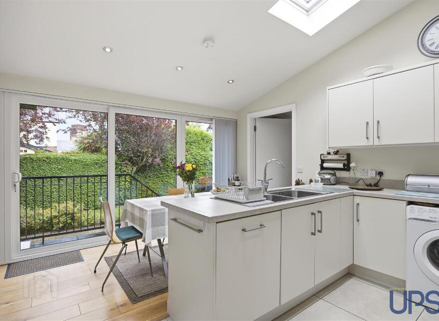 2 Merryfield Drive, Belfast, BT15 5GW