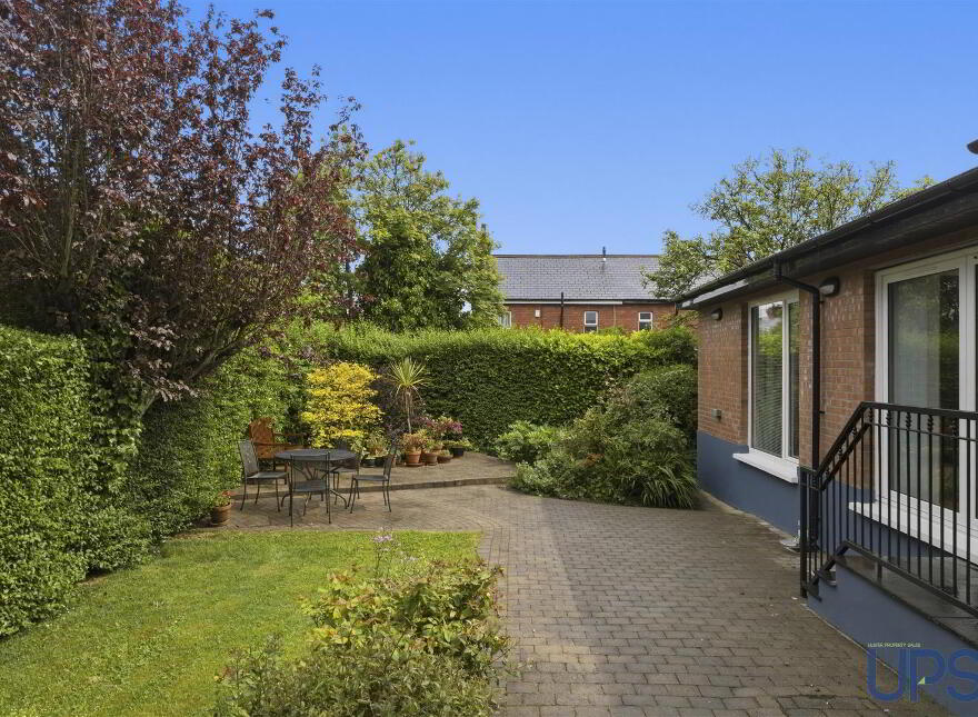 2 Merryfield Drive, Belfast, BT15 5GW