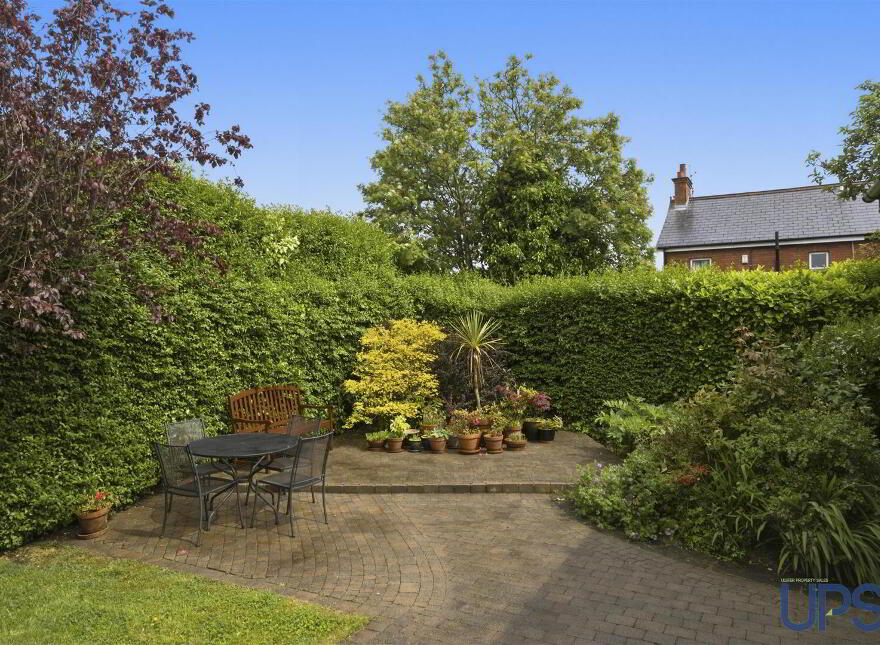 2 Merryfield Drive, Belfast, BT15 5GW