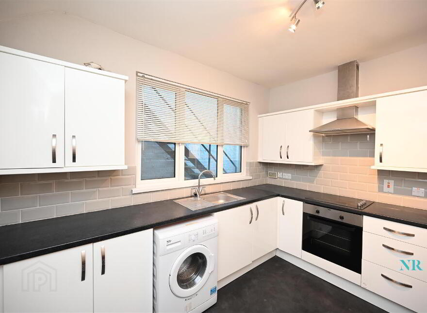 3 X One Bed Apts, 34 North Parade, Belfast, BT7 2GG
