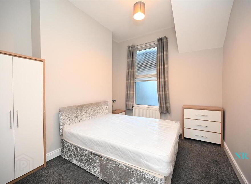 3 X One Bed Apts, 34 North Parade, Belfast, BT7 2GG