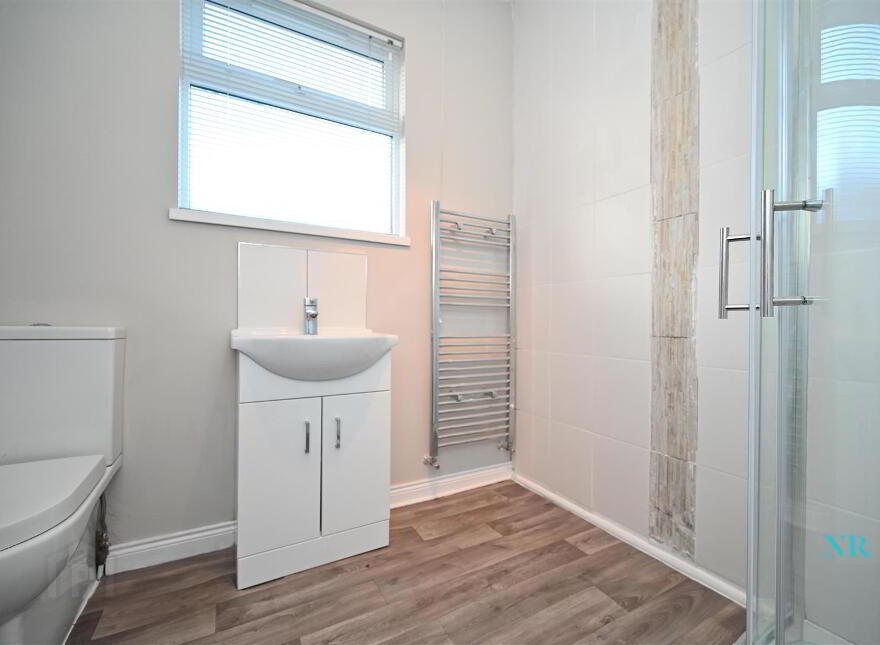 3 X One Bed Apts, 34 North Parade, Belfast, BT7 2GG